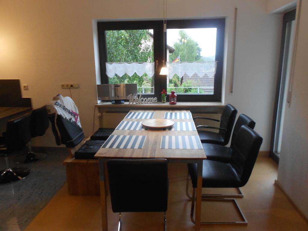 Ferienunterkuenfte Deinhardt Villa Poxdorf Exteriör bild